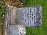 image of grave number 692556